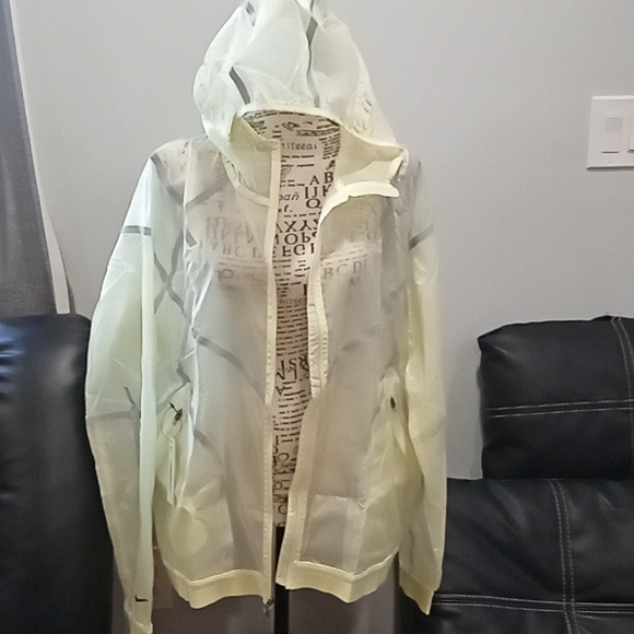 😍🔥🔥HOST PICK ❤️NWT Women's Nike athletic jacket🔥🔥🔥🔥😍 - Picture 13 of 16